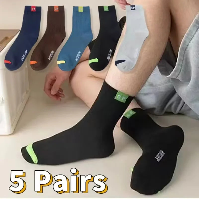 Asymmetrical A/B Style Couple Socks–Harajuku Mismatched Cotton Socks,Fun Casual Unisex Gift for Street Fashion Lovers