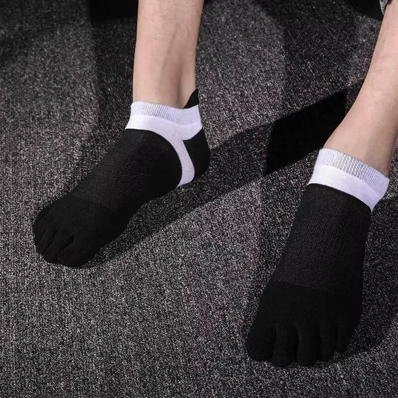 6 Pairs High Tube Mid Length Stockings Set For Men in Solid Black And White With Parallel Bars Popular and Sweat Absorption