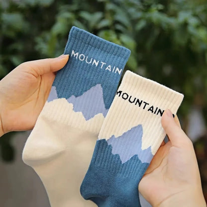 Asymmetrical A/B Style Couple Socks–Harajuku Mismatched Cotton Socks,Fun Casual Unisex Gift for Street Fashion Lovers