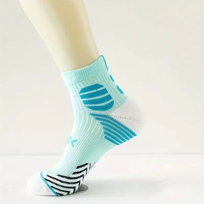 6 Pairs High Tube Mid Length Stockings Set For Men in Solid Black And White With Parallel Bars Popular and Sweat Absorption