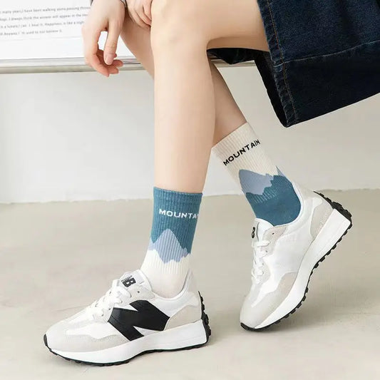 Asymmetrical A/B Style Couple Socks–Harajuku Mismatched Cotton Socks,Fun Casual Unisex Gift for Street Fashion Lovers
